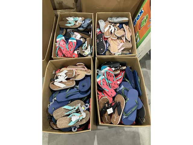 4x dozen teenslippers - afbeelding 1 van  7