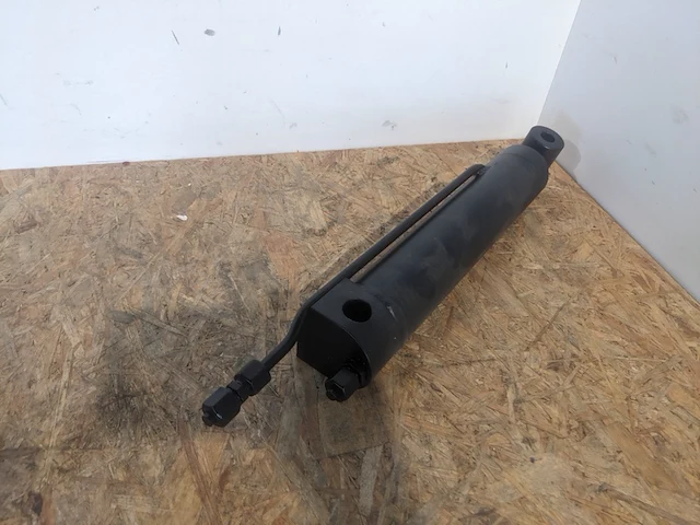 4x dubbelwerkende cilinder d=50/30 slag 145 mm lo = 345mm - afbeelding 3 van  7