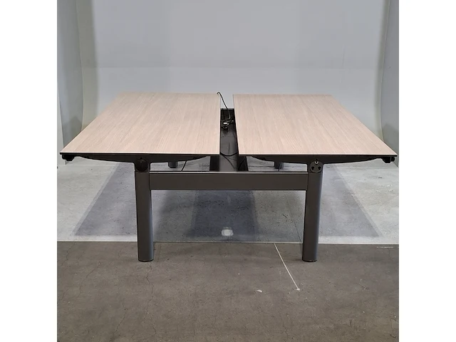 4x duo bureau , ahrend - afbeelding 1 van  19
