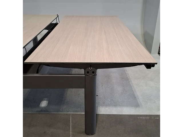 4x duo bureau , ahrend - afbeelding 13 van  19