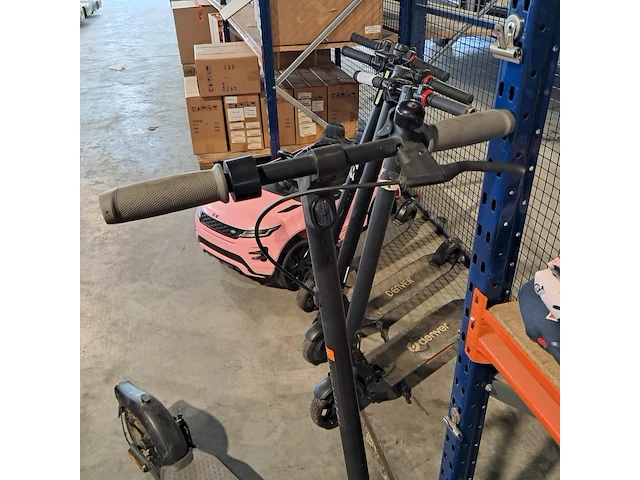 4x elektrische stepjes, 1x elektrische auto., denver, segway, landrover - afbeelding 8 van  19