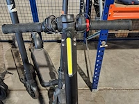 4x elektrische stepjes, 1x elektrische auto., denver, segway, landrover - afbeelding 16 van  19