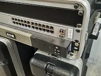 4x flightcase met diverse apparatuur o.a. unifi, eaton - afbeelding 14 van  15