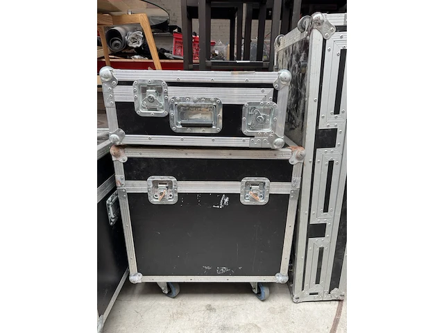 4x flightcase - afbeelding 3 van  6