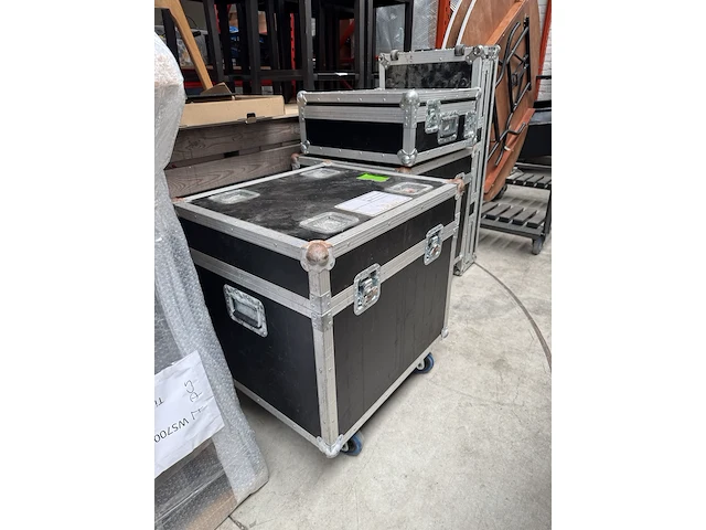 4x flightcase - afbeelding 6 van  6