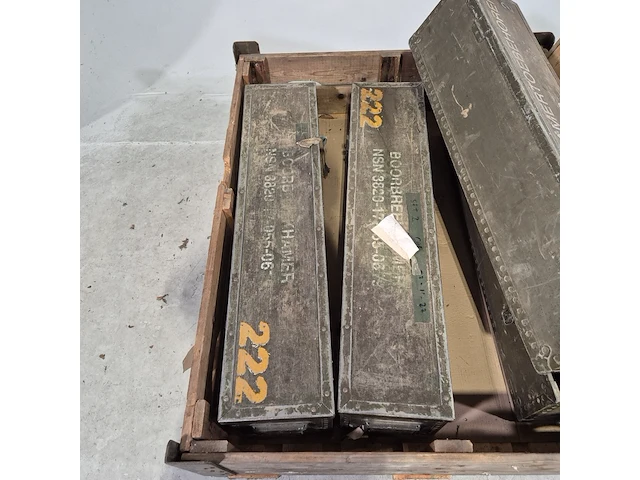 4x gereedschapskist met breekhamer toebehoren - afbeelding 6 van  6