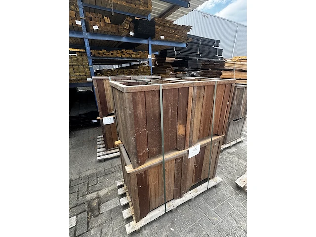 4x hardhouten bloembakken - afbeelding 1 van  2