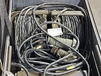 4x haspel en 2x verdeelkast in transportkist - afbeelding 7 van  7