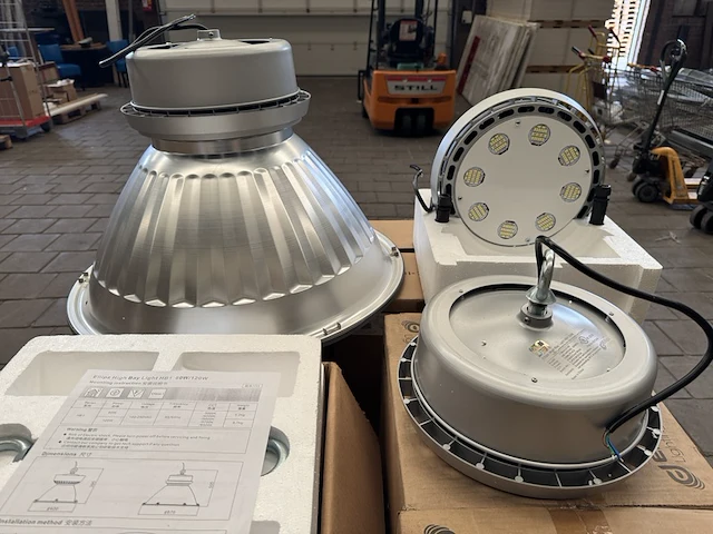 4x high bay light hb1 120w met industriële kap ellipz lighting - afbeelding 2 van  6