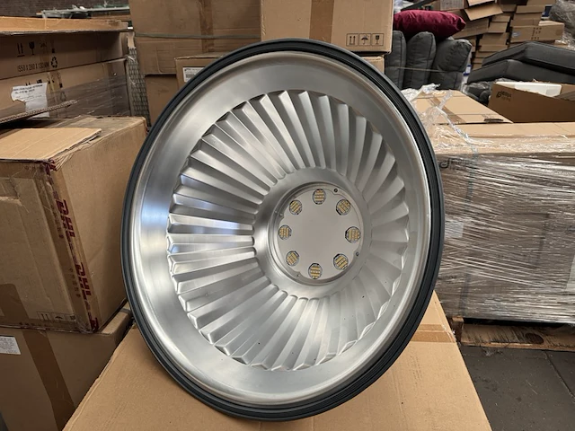 4x high bay light hb1 120w met industriële kap ellipz lighting - afbeelding 2 van  5