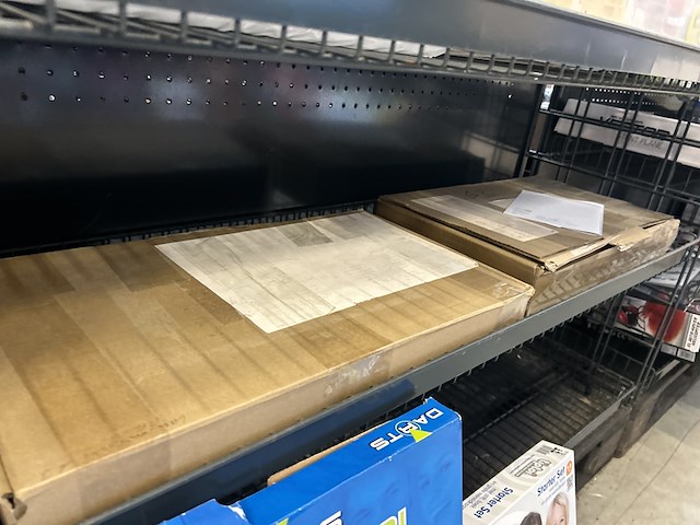 4x inhoud stelling (online) winkelvoorraad w.o. levivo, ultrasport, fisher-price - afbeelding 9 van  9