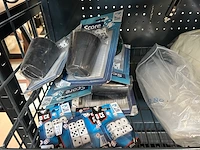 4x inhoud stellingvak diversen w.o. grundig, dunlop, cat - afbeelding 4 van  9