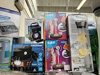 4x inhoud stellingvak diversen w.o. grundig, dunlop, cat - afbeelding 6 van  9