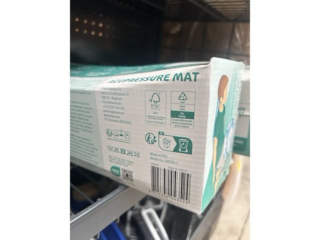 4x inhoud stellingvak w.o. acupressuur matten, lijm w.o. mr. glue - afbeelding 5 van  13