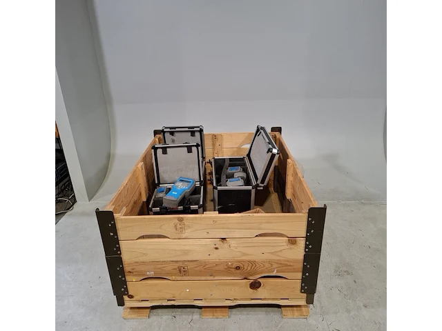 4x installatietester, nieaf instruments, o.a. ert-s - afbeelding 1 van  8