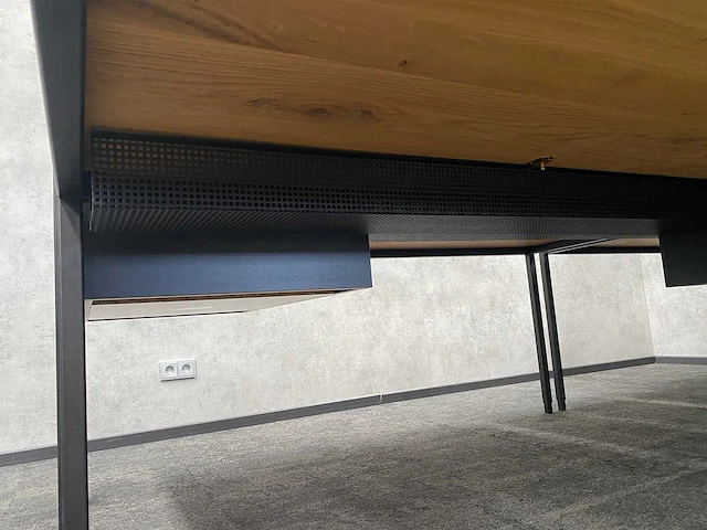 4x instelbaar industrieel bureau 180x90 - massief houten blad - afbeelding 11 van  21