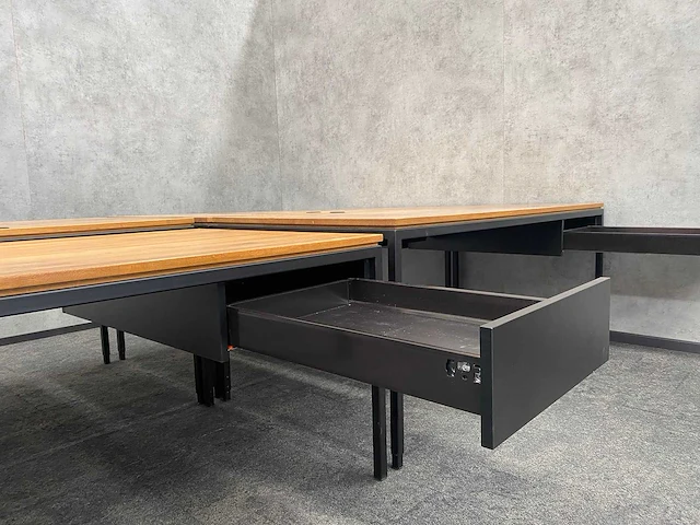 4x instelbaar industrieel bureau 180x90 - massief houten blad - afbeelding 17 van  21