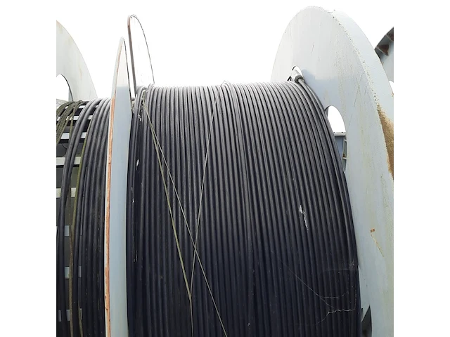 4x kabel op haspel - afbeelding 13 van  19