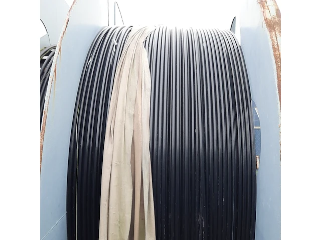 4x kabel op haspel - afbeelding 17 van  19