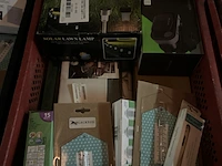 4x krat met inhoud w.o. diverse lampen w.o. eglo, philips - afbeelding 7 van  11