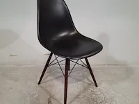 4x kuipstoel vitra, eames - afbeelding 1 van  9
