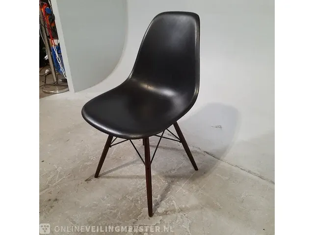 4x kuipstoel vitra, eames - afbeelding 3 van  9