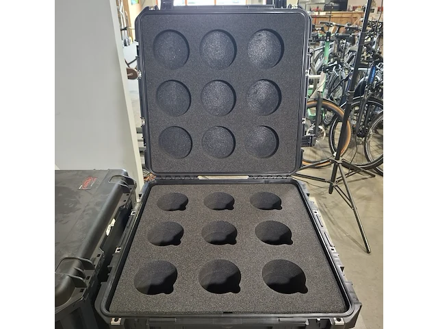4x kunststof flightcase - afbeelding 7 van  9