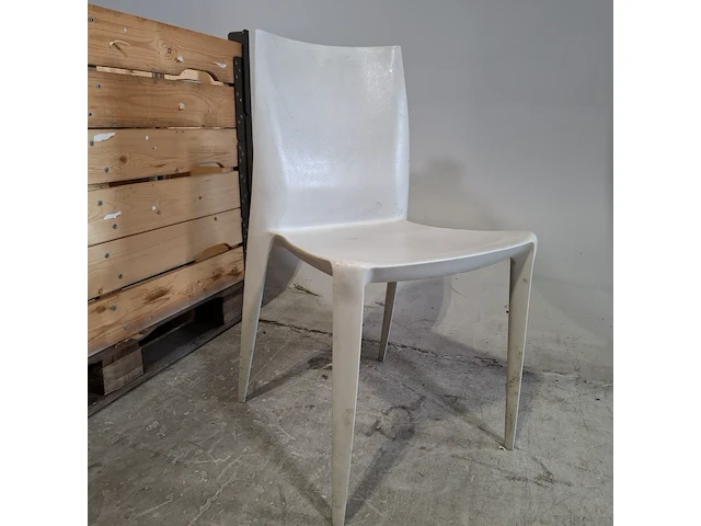 4x kunststof stoel en 1x tafel - afbeelding 4 van  7