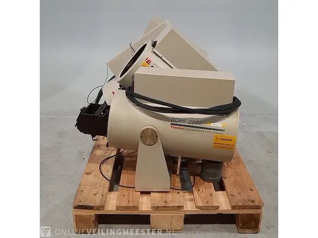 4x laboratorium apparaat thermo, doas 2000 - afbeelding 1 van  11