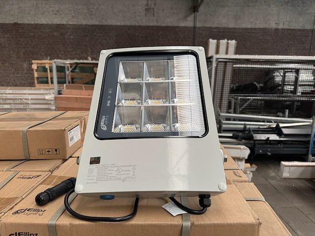 4x led flood light fl1 135w 4000k ellipz lighting - afbeelding 1 van  4