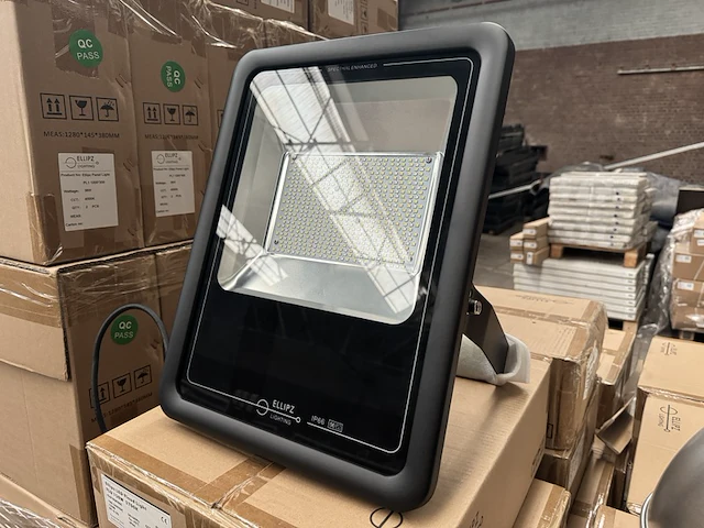 4x led flood light flu 150w 5700k ip66 ellipz lighting - afbeelding 1 van  3