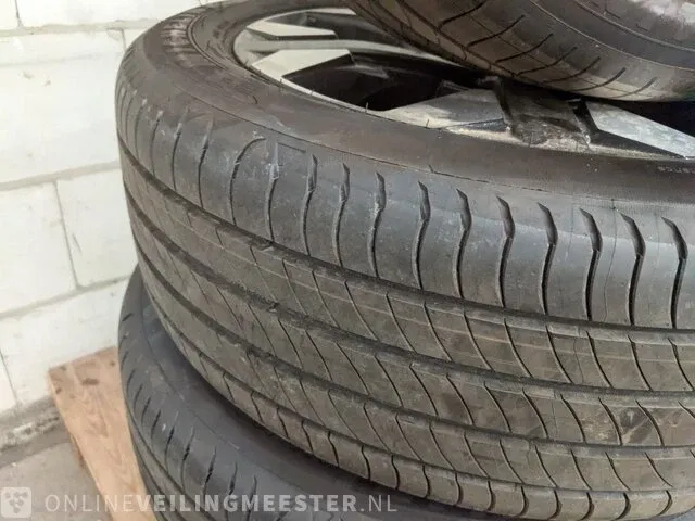 4x lichtmetalen velg kia met band michelin, primacy4, bouwjaar 2023 - afbeelding 10 van  21