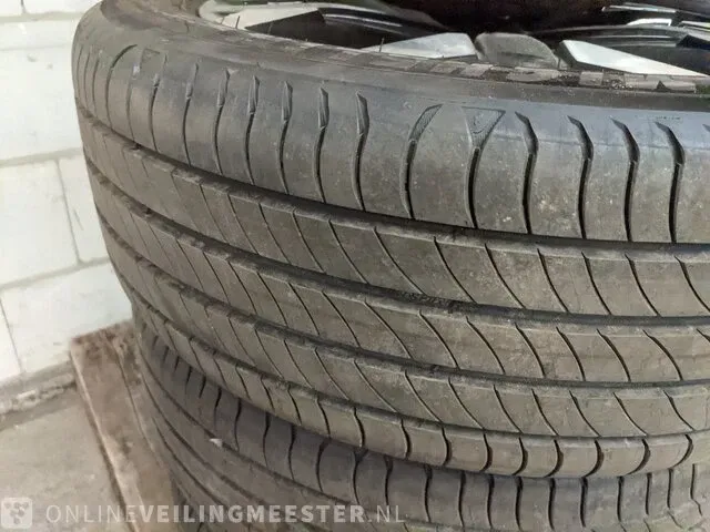 4x lichtmetalen velg kia met band michelin, primacy4, bouwjaar 2023 - afbeelding 11 van  21