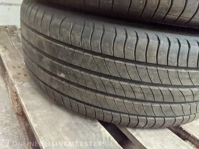4x lichtmetalen velg kia met band michelin, primacy4, bouwjaar 2023 - afbeelding 14 van  21