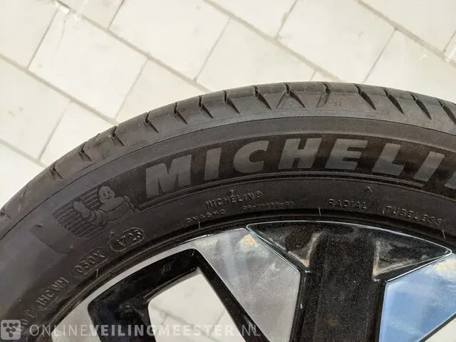 4x lichtmetalen velg kia met band michelin, primacy4, bouwjaar 2023 - afbeelding 19 van  21