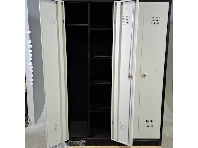 4x lockerkast - afbeelding 4 van  6