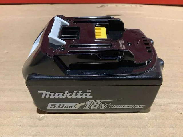 4x makita bl1850b lxt 5.0 ah accu - afbeelding 1 van  5