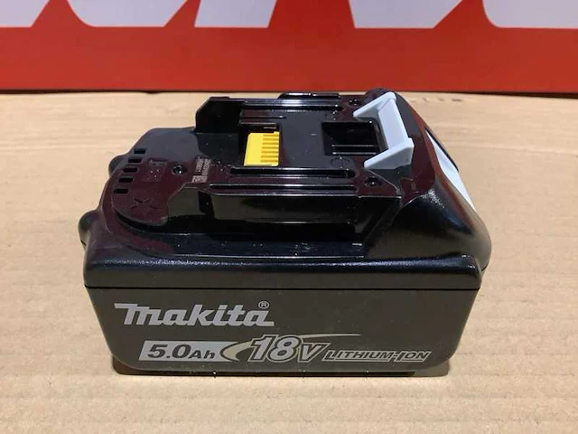 4x makita bl1850b lxt 5.0 ah accu - afbeelding 2 van  5
