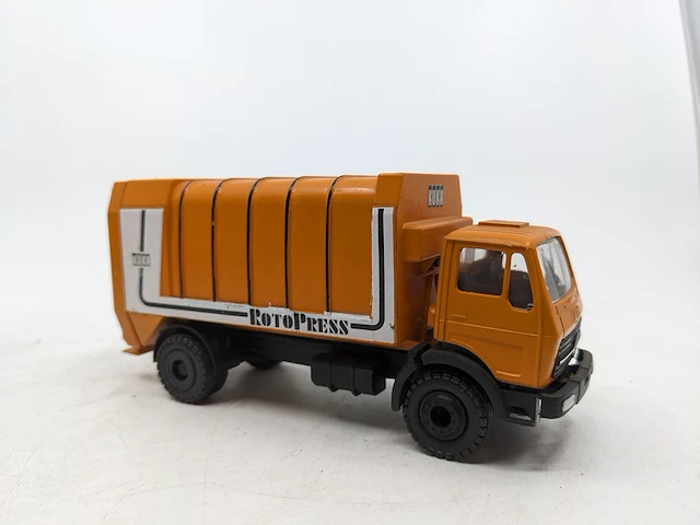4x miniatuur mercedes en m.a.n. - afbeelding 7 van  9