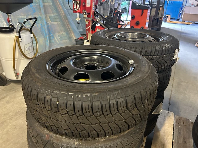 4x pallet met vag banden en velgen - afbeelding 13 van  19