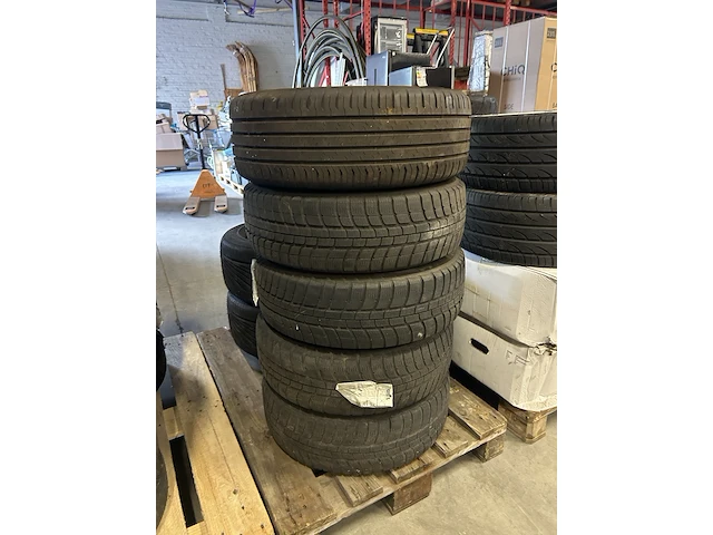 4x pallet met vag banden en velgen - afbeelding 15 van  19