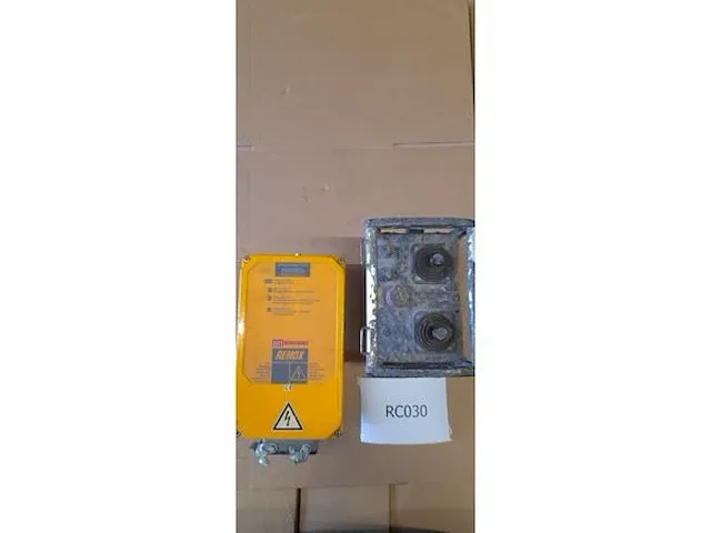 4x remox / hbc radiobesturingen t.b.v. bovenloopkranen / takels - afbeelding 3 van  11
