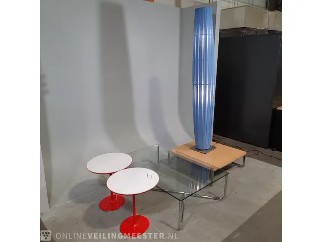 4x salontafel en 1x design vloerlamp - afbeelding 12 van  20