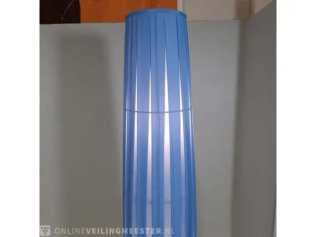 4x salontafel en 1x design vloerlamp - afbeelding 16 van  20