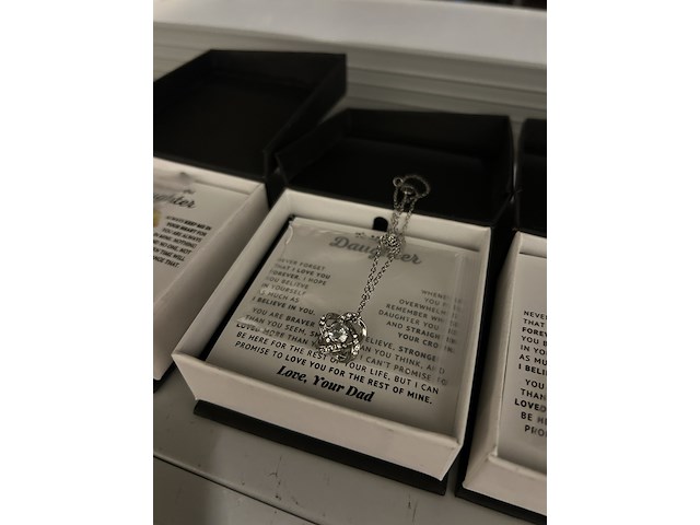 4x sieraad - afbeelding 3 van  5