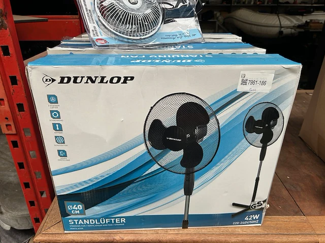 4x staande ventilator, 1x auto ventilator dunlop - afbeelding 3 van  4