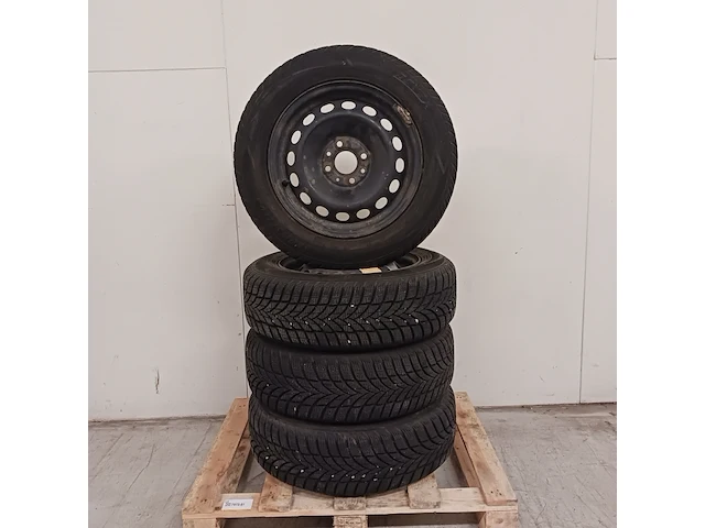 4x stalen velg met winterbanden voor fiat, novex, snowspeed 3 - 175/65 r14 83t - afbeelding 1 van  9
