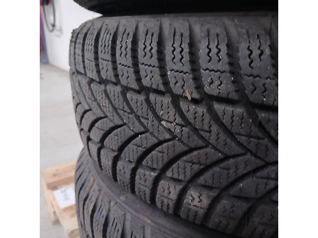 4x stalen velg met winterbanden voor fiat, novex, snowspeed 3 - 175/65 r14 83t - afbeelding 8 van  9