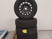 4x stalen velg met winterbanden voor vw, continental, wintercontact - 205/55 r 16 94h xl - afbeelding 1 van  9
