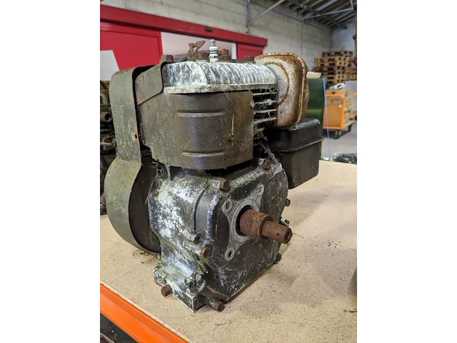 4x stationaire motor , o.a. briggs & stratton 5 pk - afbeelding 5 van  28